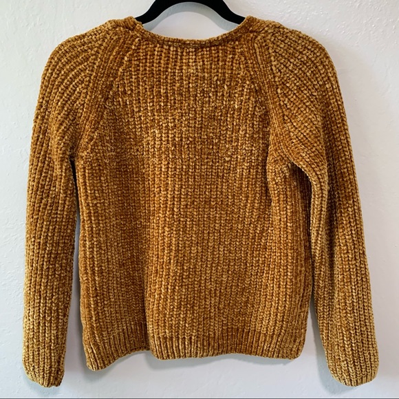Preloved A New Day Cozy Sweater - Picture 7 of 10